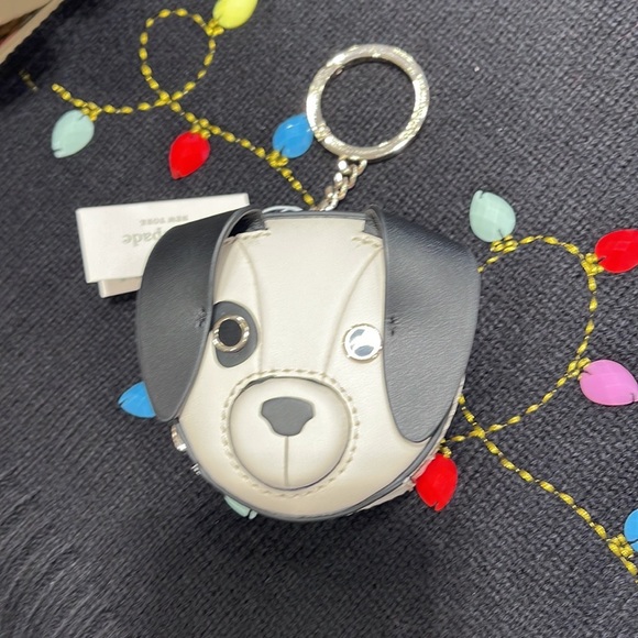 Kate Spade Claude Dog Coin Purse
COLOR:
Multi - Picture 4 of 16